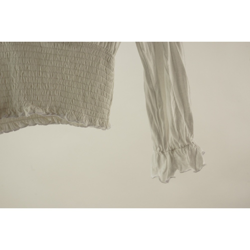 New Love Tree Smocked Long Sleeve V-Neck Crop Top Womens Size Large White Jersey - Picture 4 of 6